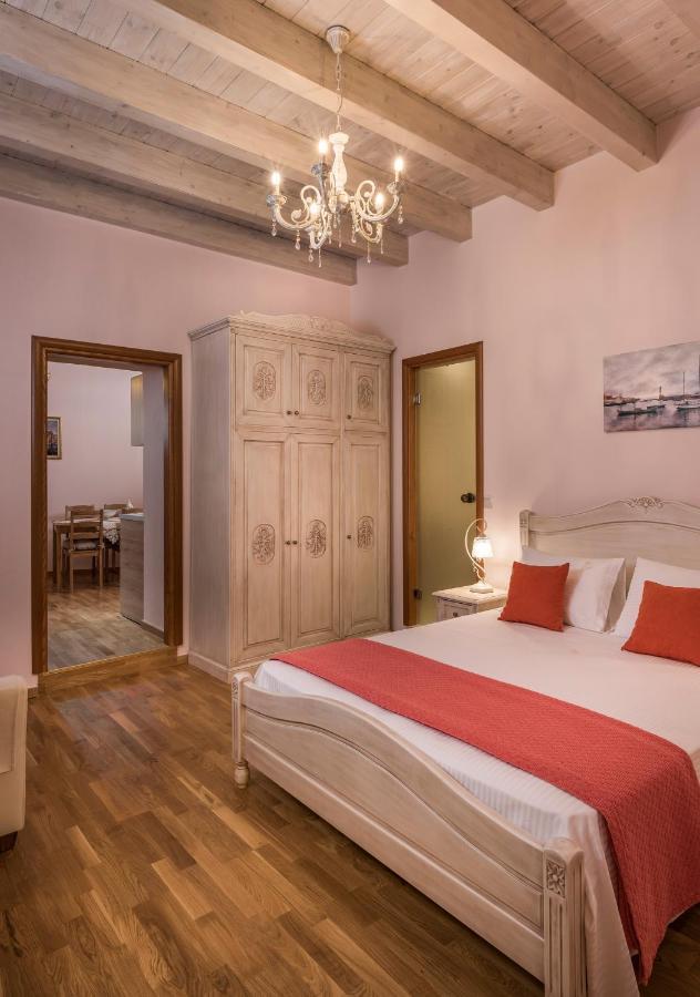 Palazzo Di Irene Chrissi Akti Chania Exterior foto